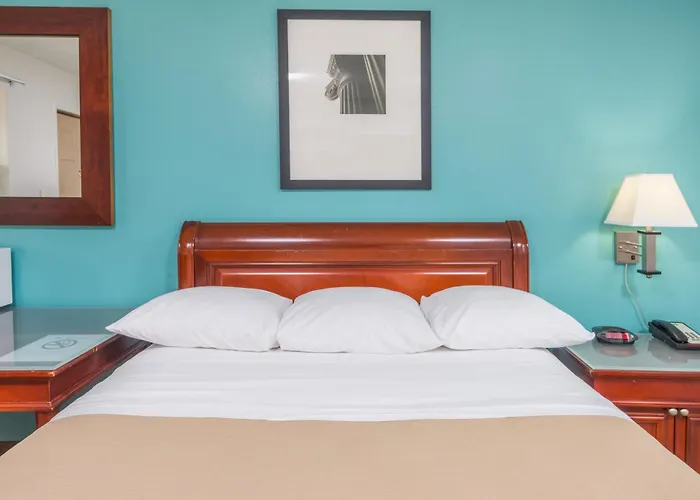 Inn Rodeway Pittsfield